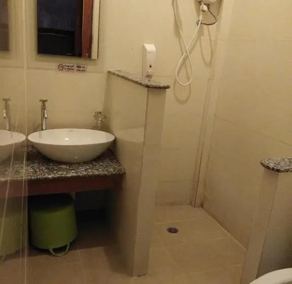 Standard-huone King-vuode, Ingaun Resort Kanchanaburi