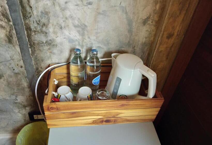 غرفة قياسية سرير كينج, Ingaun Resort Kanchanaburi