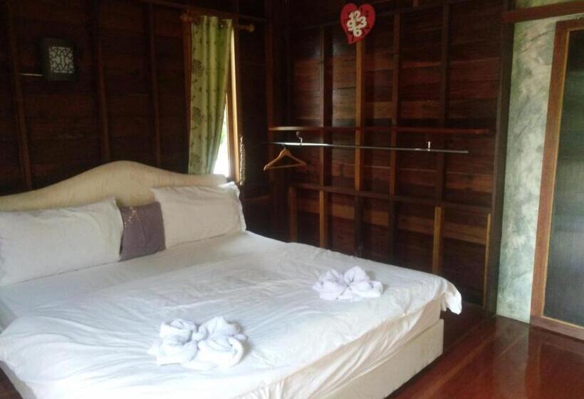 غرفة قياسية سرير كينج, Ingaun Resort Kanchanaburi