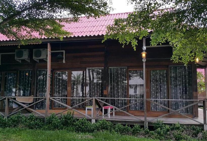 Номер Стандарт Вид на Сад, Ingaun Resort Kanchanaburi