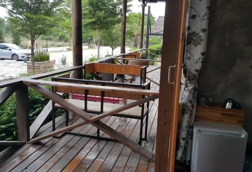 Standard-huone Puutarhanäkymä, Ingaun Resort Kanchanaburi