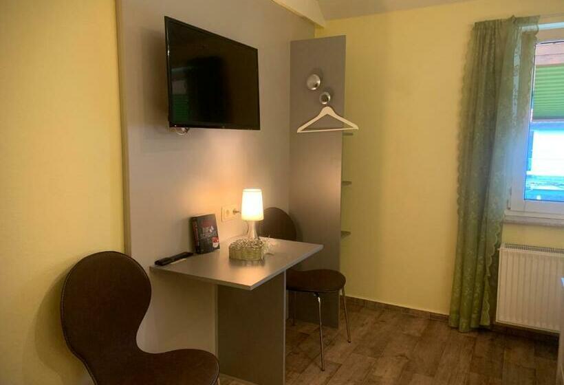 スタンダードルーム, Landpension Dette