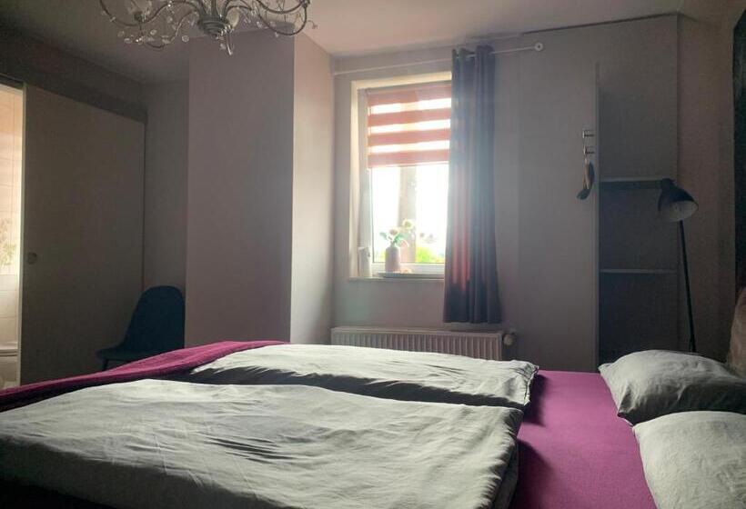 スタンダードルーム, Landpension Dette