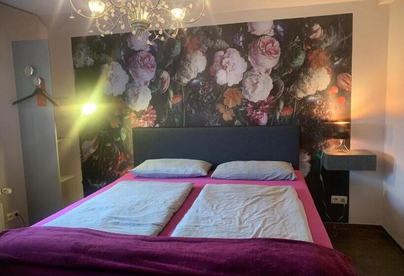 スタンダードルーム, Landpension Dette