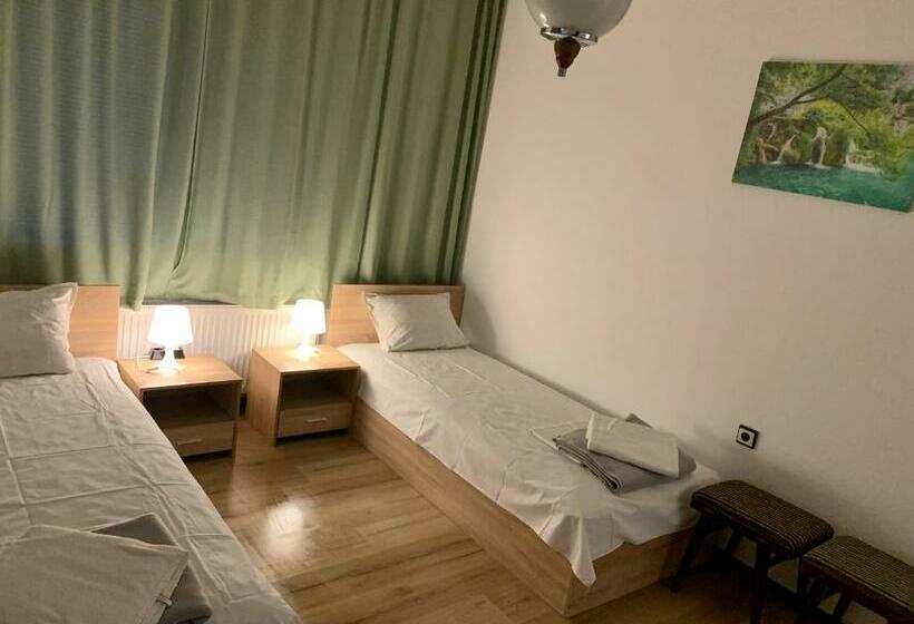 Appartement 1 Chambre Vue Jardin, къща спирови