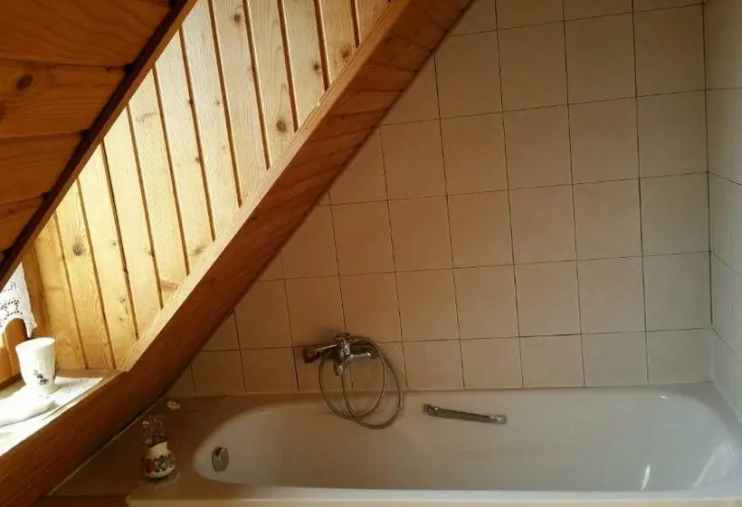 スタンダード４人部屋, Derű Vendégház és Lovasudvar