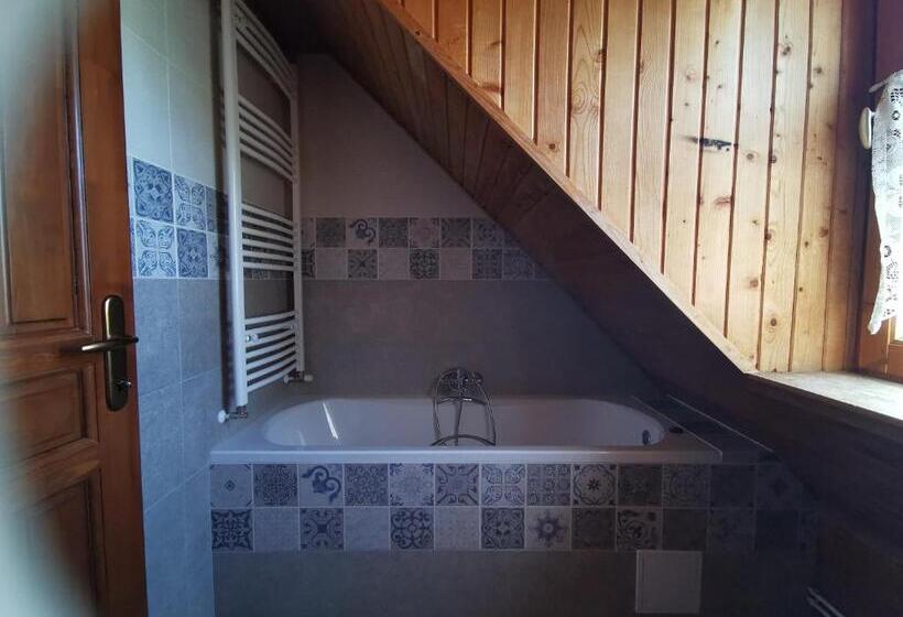 חדר משפחתי, Derű Vendégház és Lovasudvar