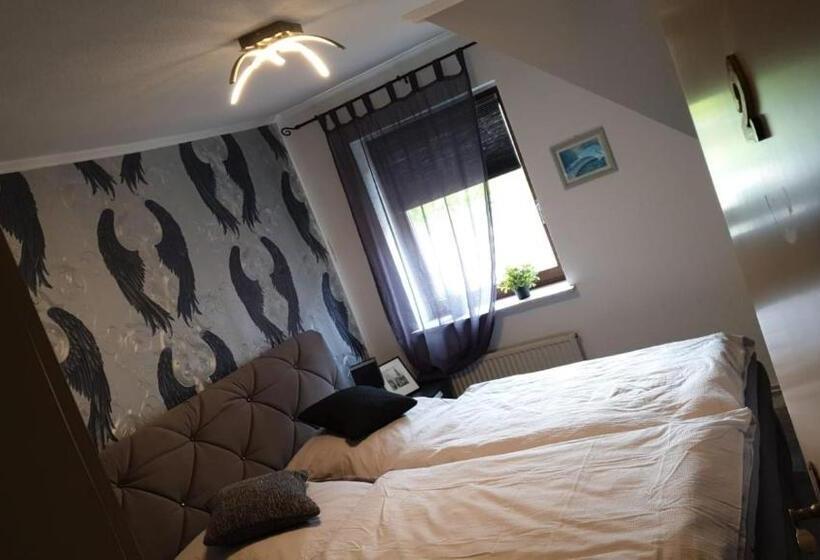 Номер Стандарт, Dorfkrug Grabau