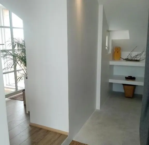 バルコニー付きスタンダードルーム, Galerie, Tumulus De La Hogue