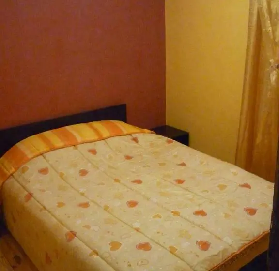 スリーベッドルーム　ヴィラ, Guest House „ivanovata House”