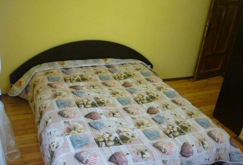 침실 3개 빌라, Guest House „ivanovata House”