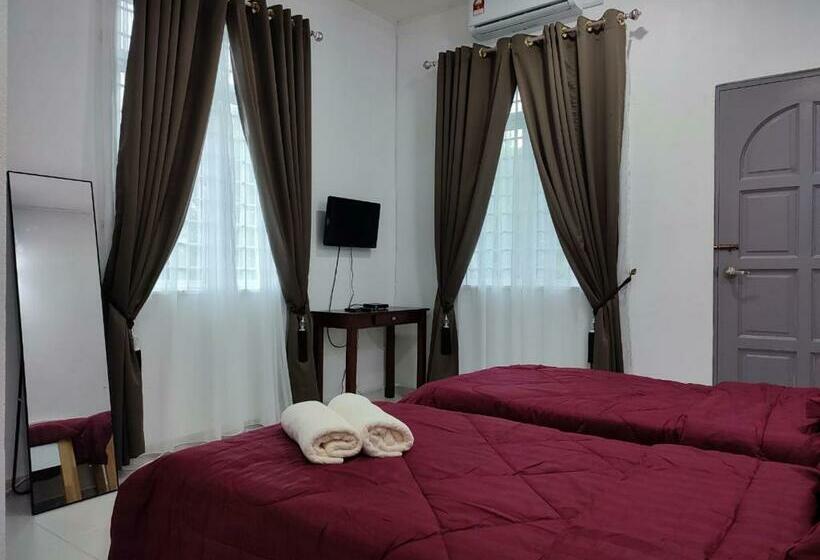 غرفة قياسية, Kayangan Inn