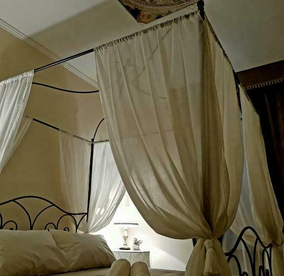 اتاق لوکس با تخت بزرگ, Locanda Elena