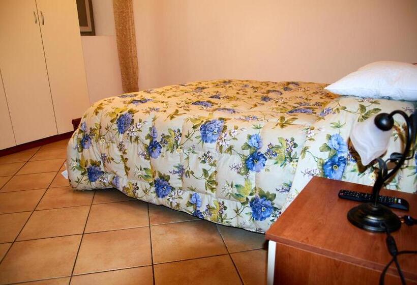 Апартаменты 2 Спальни, Rea Villa