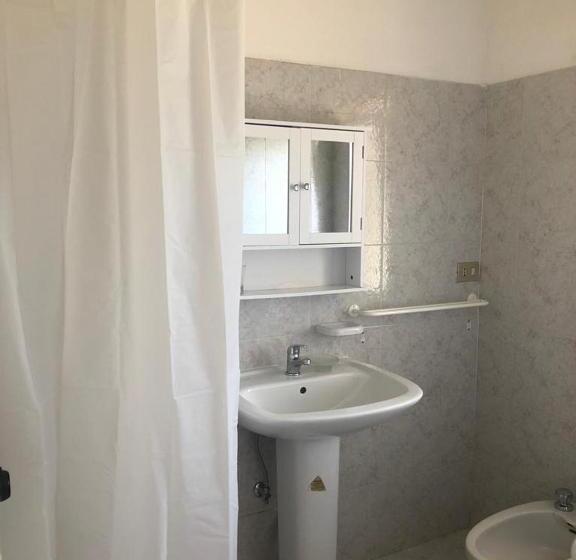 חדר סטנדרט לארבעה, Rea Villa