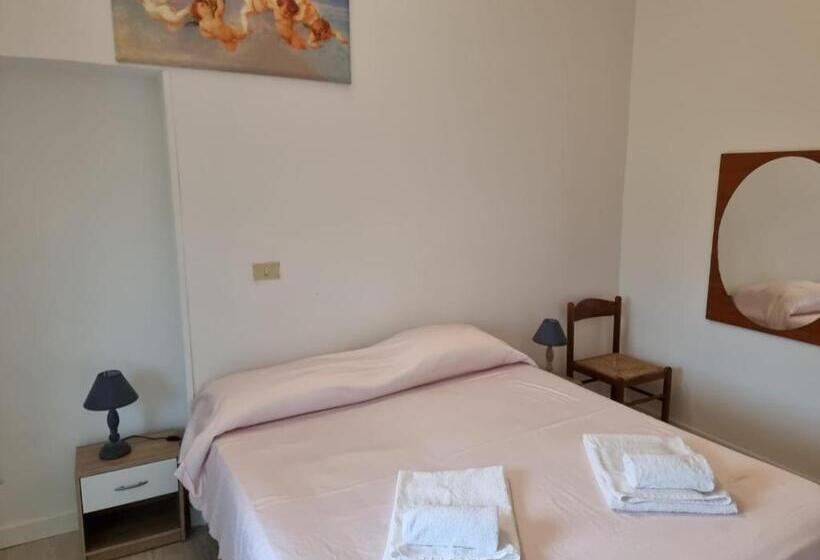 חדר סטנדרט לארבעה, Rea Villa