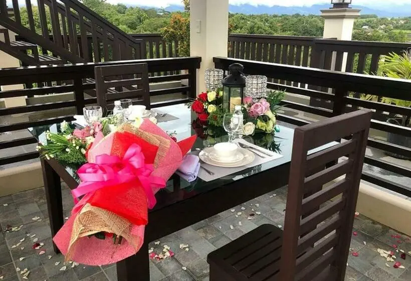 エクゼクティブスイート, Villa Esmeralda Bryan S Resort Hotel And Restaurant
