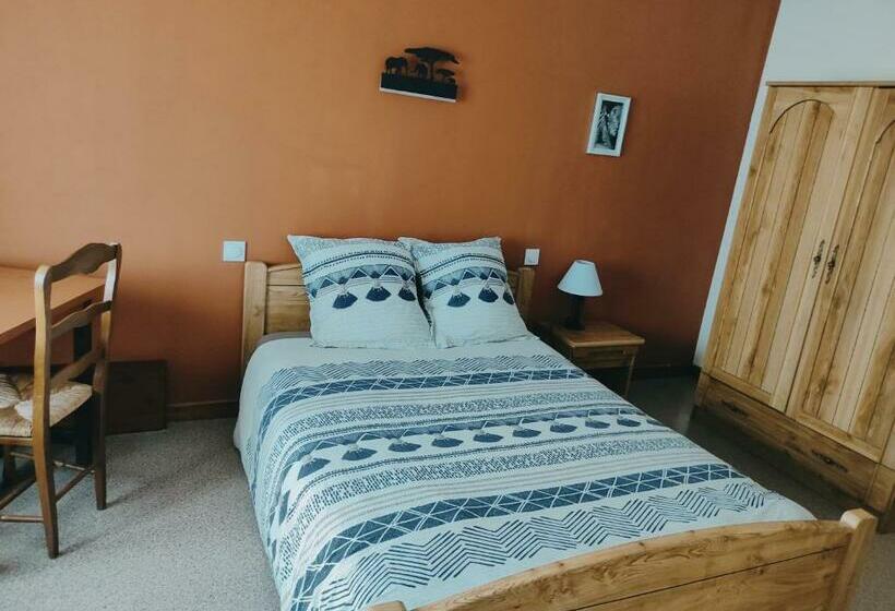 غرفة قياسية, Le Ys Lounge Bar