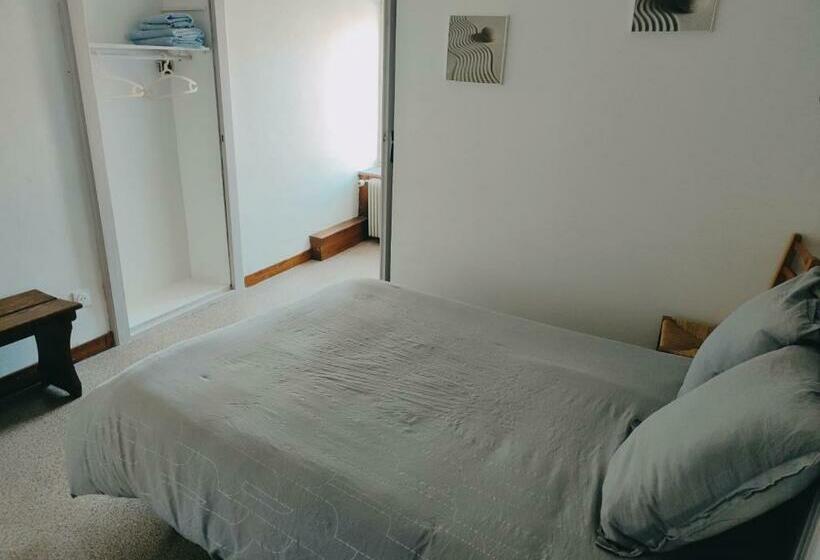 غرفة قياسية, Le Ys Lounge Bar