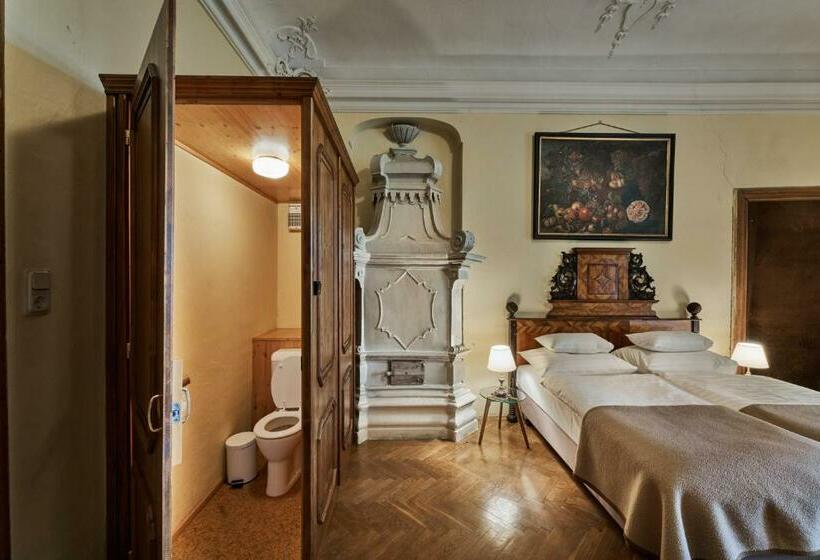 חדר קלאסי לשלושה, Schloss Drosendorf