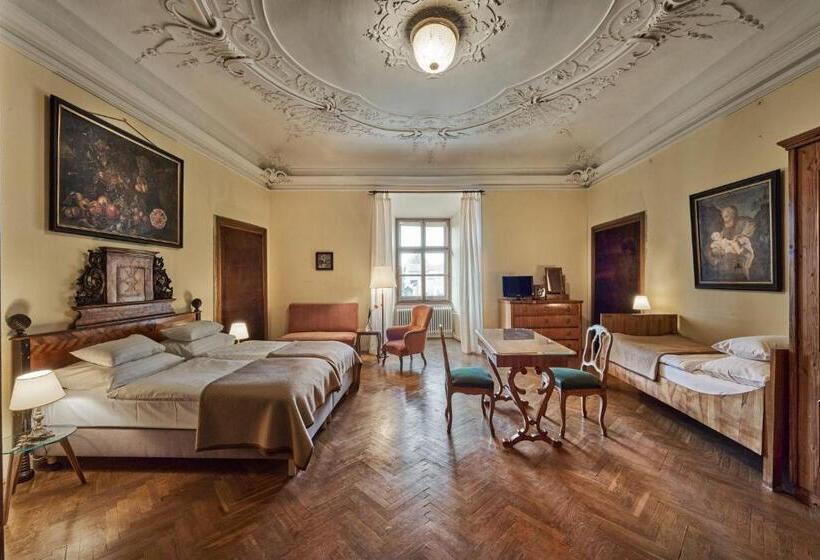 חדר קלאסי לשלושה, Schloss Drosendorf