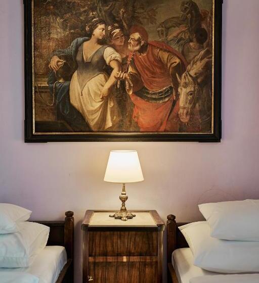 סוויטה משפחתית, Schloss Drosendorf