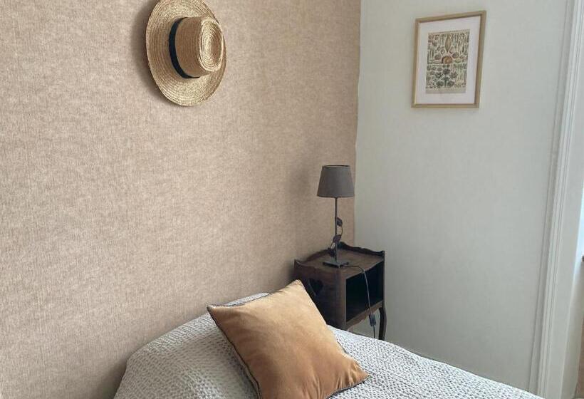 جناح عائلي, Maison D Hôtes La Doucelle