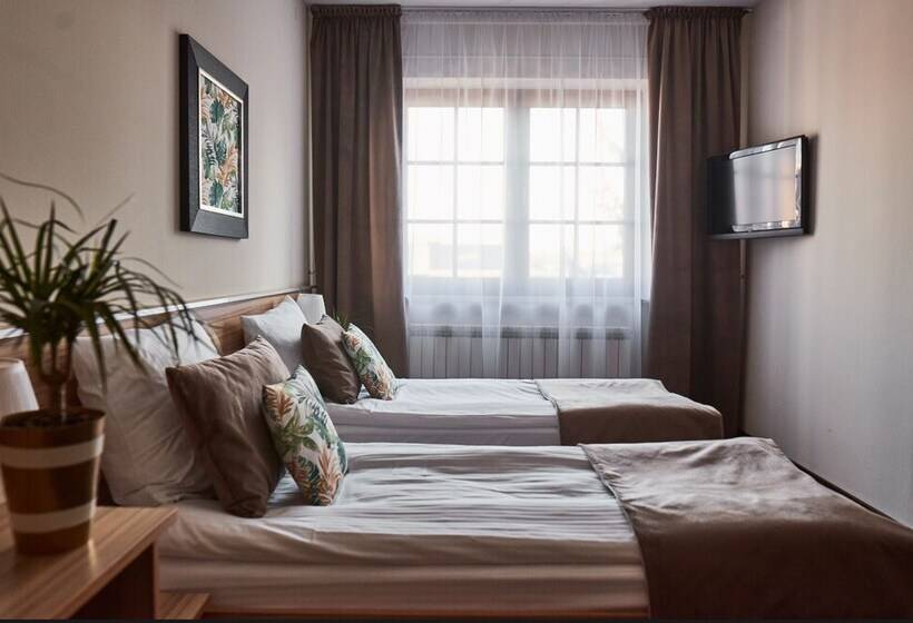 Номер Стандарт, Dworek