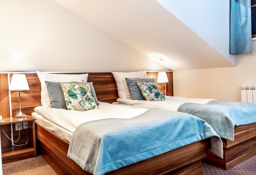 غرفة قياسية, Dworek