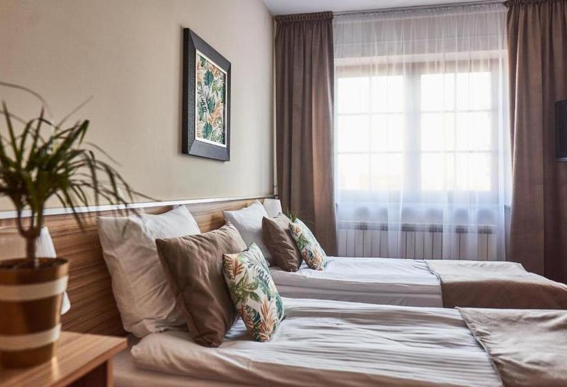 Номер Стандарт, Dworek