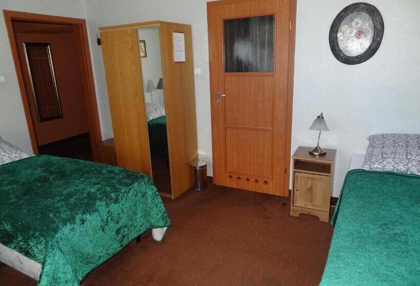 חדר קומפורט לשלושה, Pensjonat U Kota Wasyla