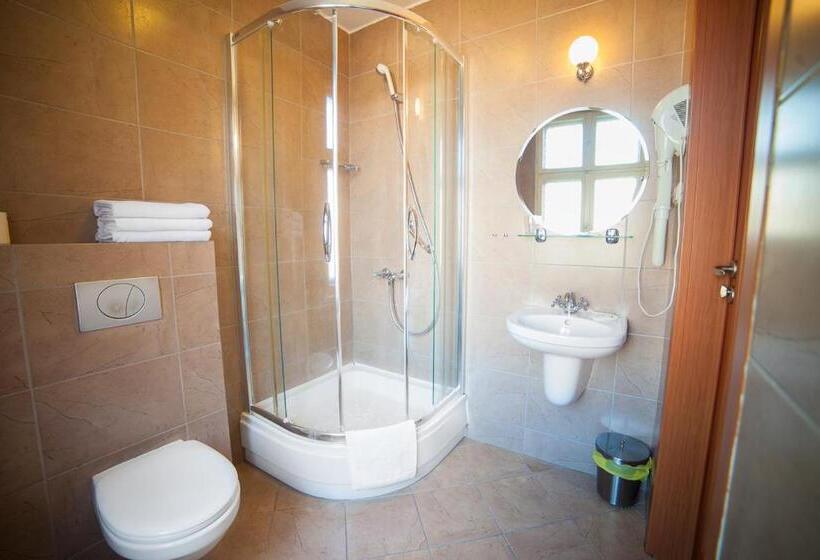 חדר קומפורט לשלושה, Pensjonat U Kota Wasyla