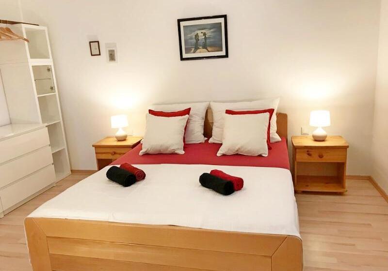 １ベッドルームアパートメント, Apartments And Rooms Mladenka