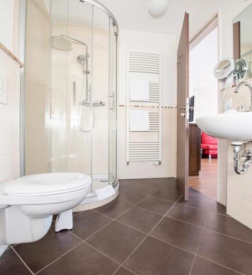 스탠다드 룸, Garni Hotel Henn