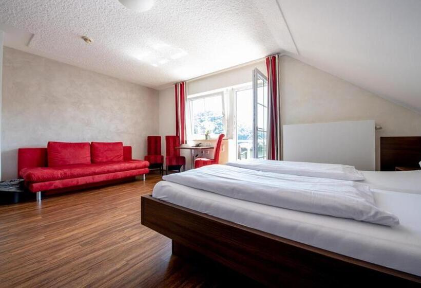 4인용 스탠다드 룸, Garni Hotel Henn