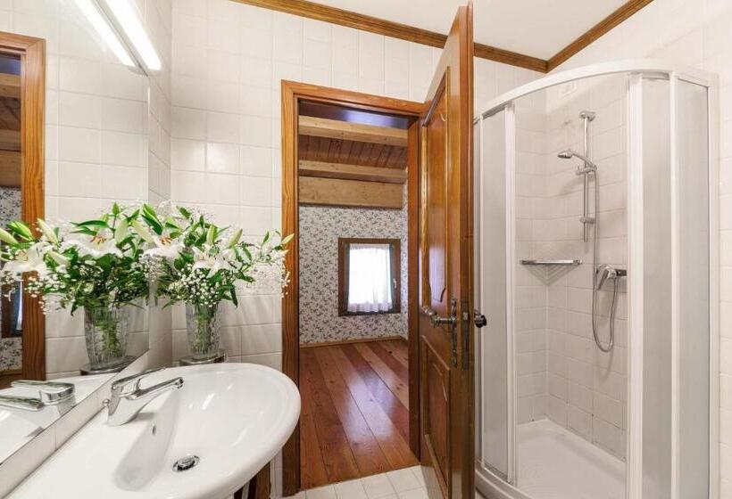 اتاق استاندارد سه نفره, Ca Tessera Venice Airport