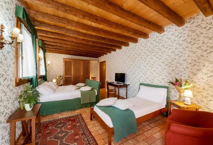 اتاق استاندارد سه نفره, Ca Tessera Venice Airport