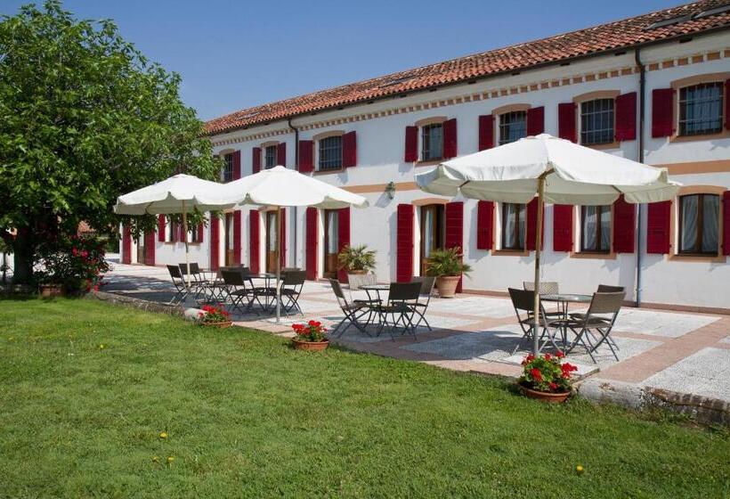 اتاق سوپریور با تخت بزرگ, Ca Tessera Venice Airport