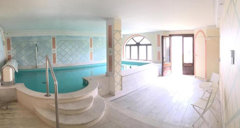 اتاق سوپریور با تخت بزرگ, Ca Tessera Venice Airport