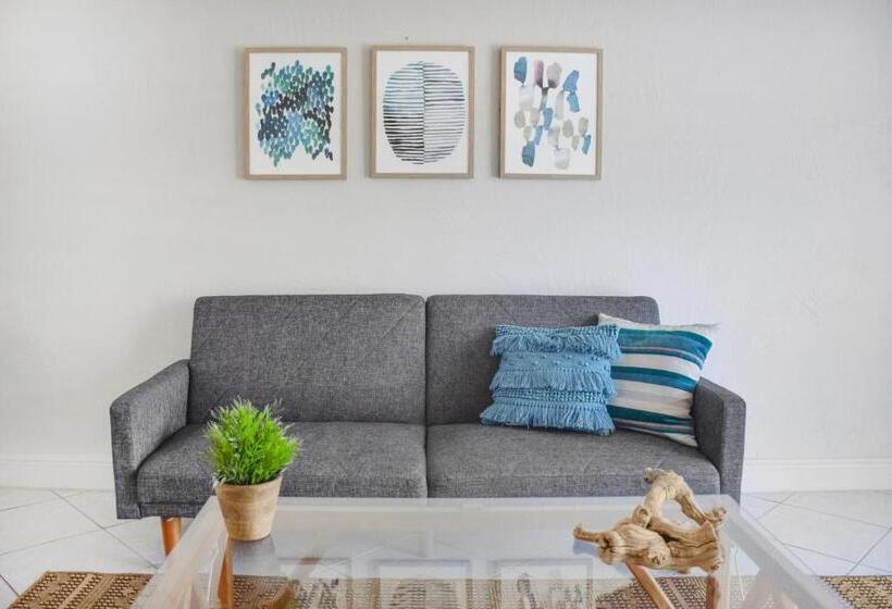 スイート, Coral Reef At Key Biscayne