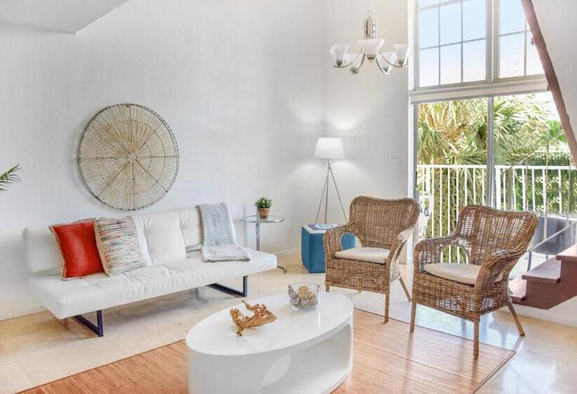 スイート, Coral Reef At Key Biscayne