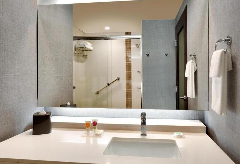 غرفة قياسية بالطابق العلوى, Hyatt Place Miami Airport East
