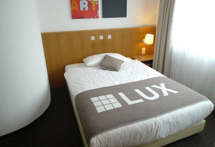 חדר יחיד בסיסי, Businesshotel Lux