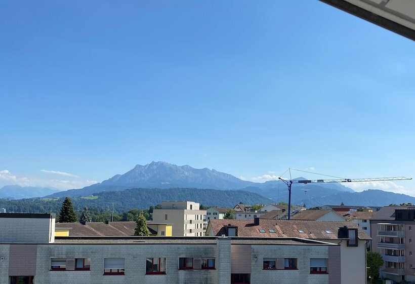 חדר סטנדרט עם מרפסת, Businesshotel Lux