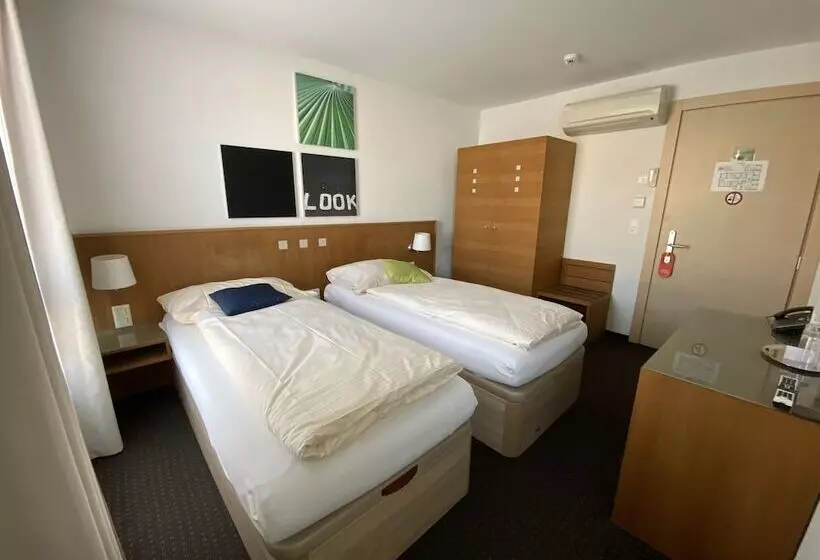 エコノミールーム, Businesshotel Lux