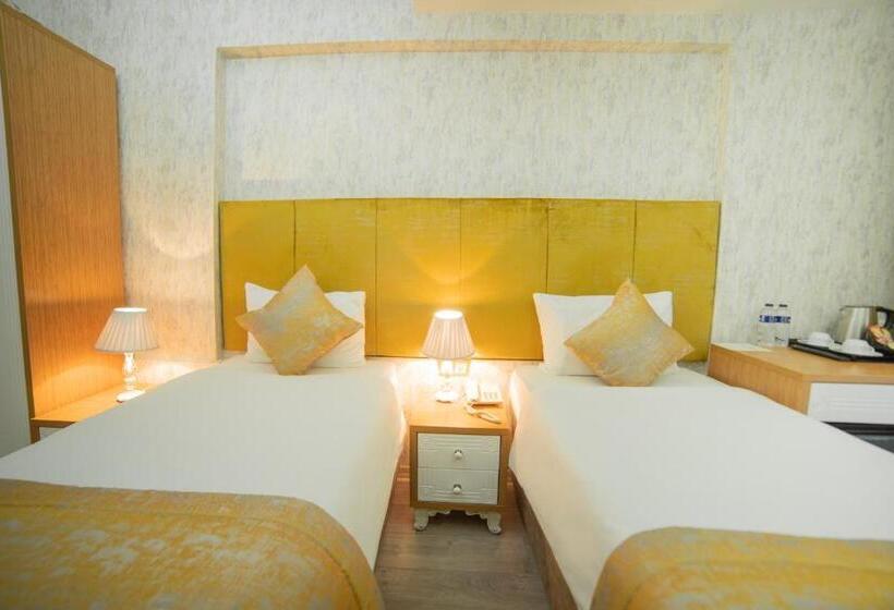 اتاق سوپریور, Miran