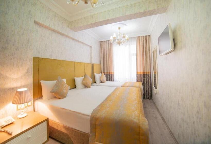 اتاق سوپریور سه تخته, Miran