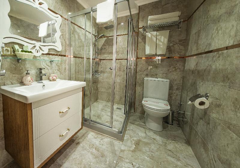 اتاق سوپریور, Miran