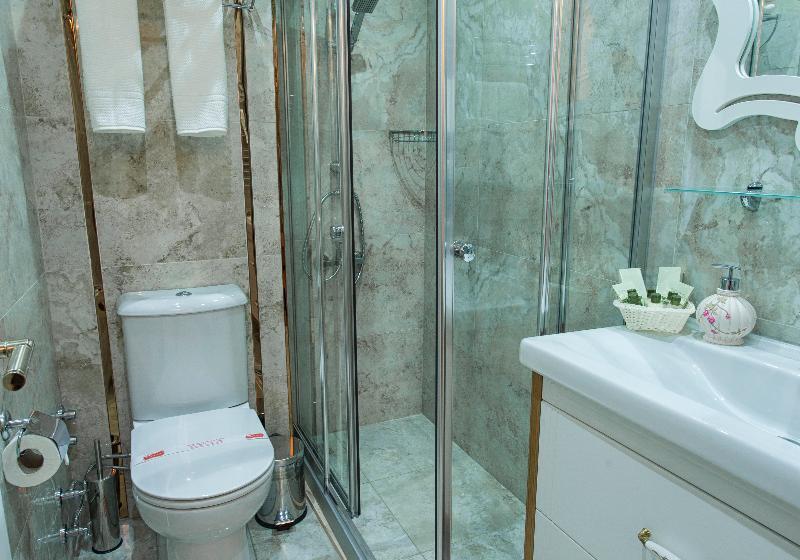 اتاق سوپریور یک تخته, Miran