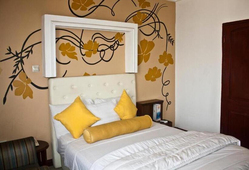 Quarto Estandar Individual, Niagara